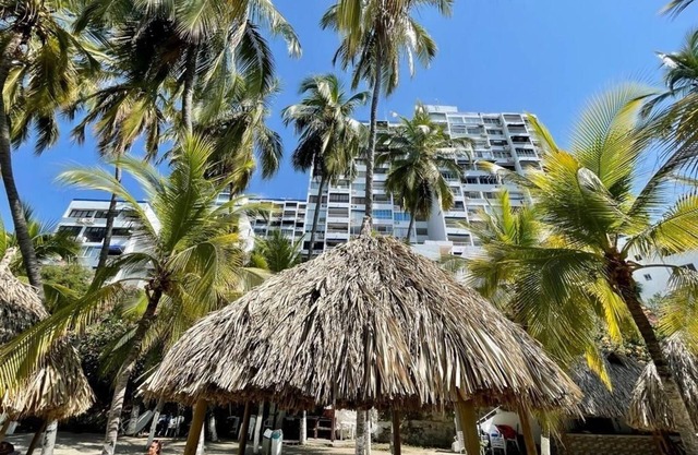 Luxury Condo with private beach