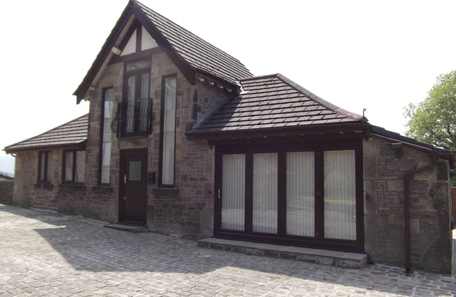 Luxury Converted Barn Cottage in the Peak District
