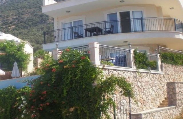 Luxury Detached Villa Private Infinity Pool, Panoramic Sea Views, Wifi, Air Con.