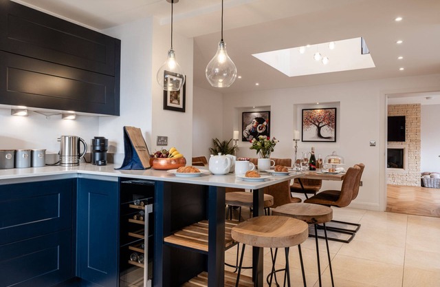 Luxury dog friendly holiday cottage - Nursery End House