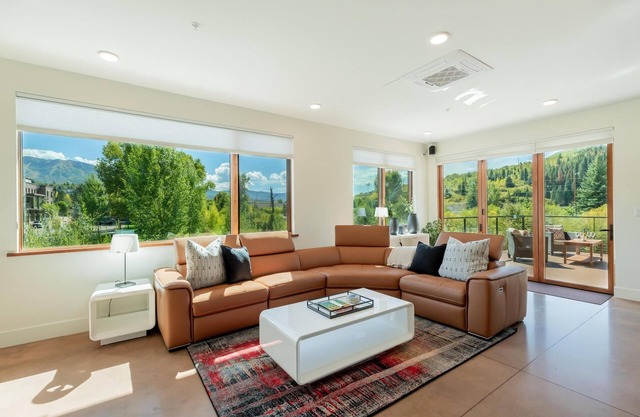 Luxury Downtown Condo | Riverfront + Mt Views!