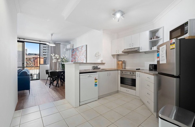 Luxury East Perth - Sleeps 2 - Superior Wifi