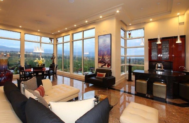 Luxury Estate Villa