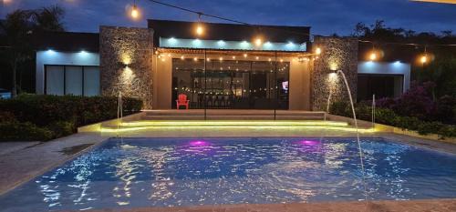 Luxury Estate with Private Pool & Jacuzzi