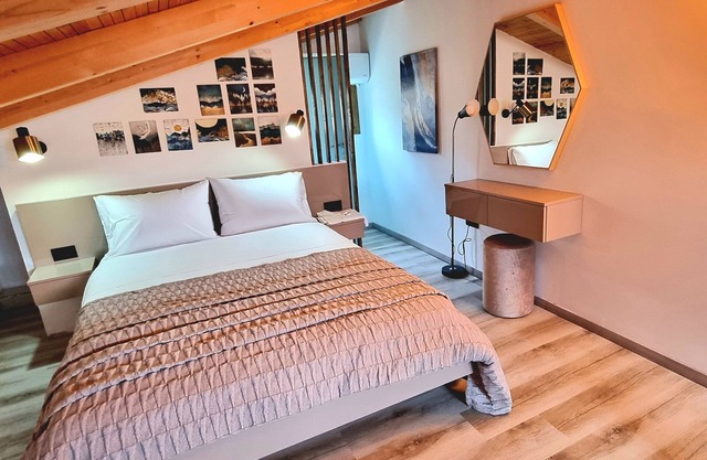 Luxury Family Greek Villa- 10 mins from the beach
