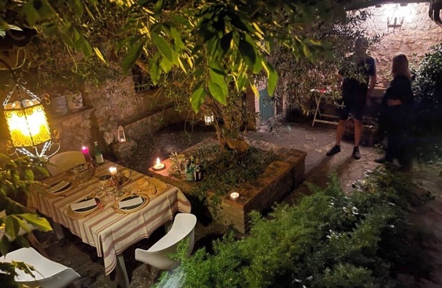 Luxury farmhouse with 4 bedrooms and WiFi, AC in Umbria