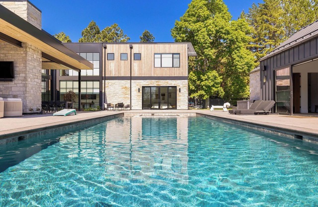 Luxury, furnished retreat with pool on nearly an acre in Boulder