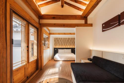 Luxury Hanok Stay CORED