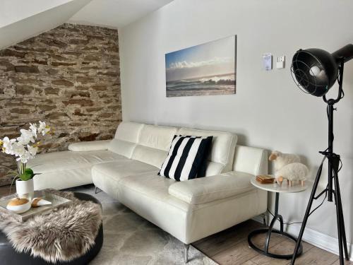 Luxury Heritage Escape with Spectacular Tay Basin View