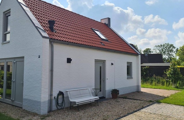 Luxury holiday home with spacious garden and modern facilities