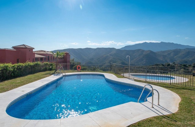 Luxury holiday home Lake and Sea view penthouse