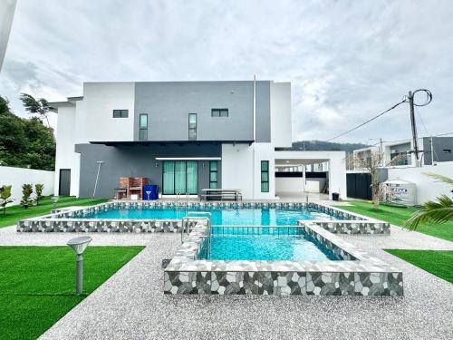 Luxury Holiday Home with Private Pool Langkawi by Zervin