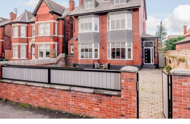 Luxury Holiday House in Southport-Cumberland House