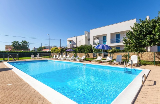 Luxury Holiday House with Pool