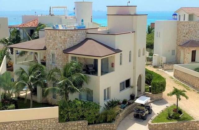Luxury Home ♡ 2 Heated Pools ♡ Ocean Views