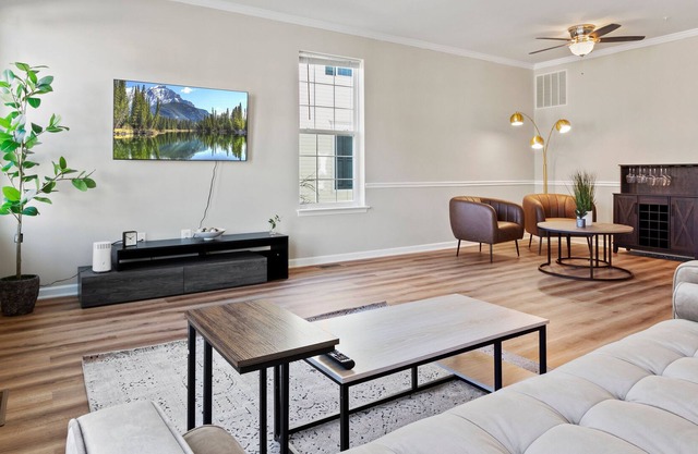 Luxury Home in Glen Burnie w/ Movie Theater!