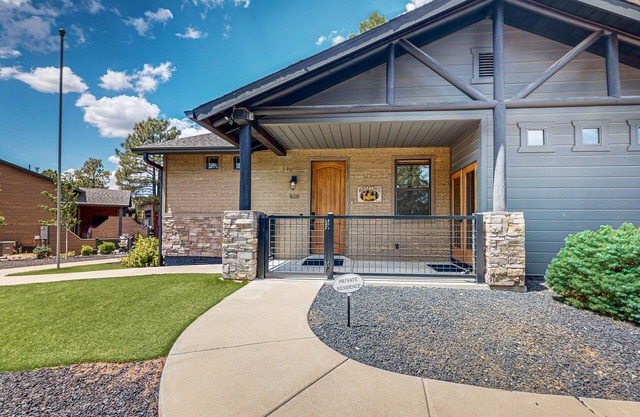 Luxury home on the fairway with deck, fire pit, bbq grill