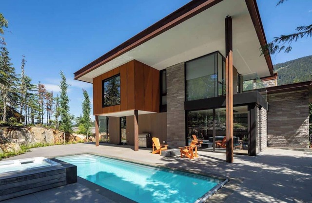 Luxury Home with Pool, Jacuzzi, Cinema, Pool Table
