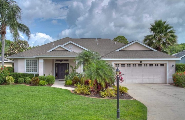 Luxury Home With Private Pool Situated On Tara Golf And Country Club