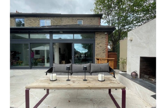 Luxury house, 3 double en-suite bedrooms, large garden in Dublin City Centre.