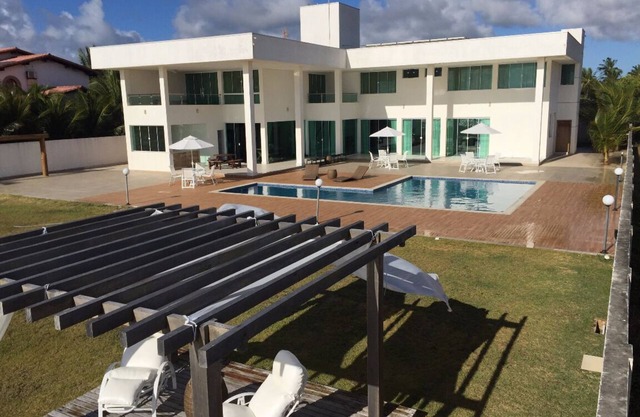 LUXURY HOUSE BY THE SEA IN BAHIA