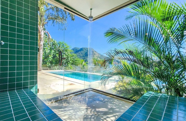 Luxury house for rent in Angra dos Reis with sea view pool - Ang05