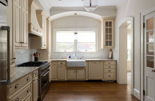 Luxury Large Stay - Family Home - Big Fenced Yard