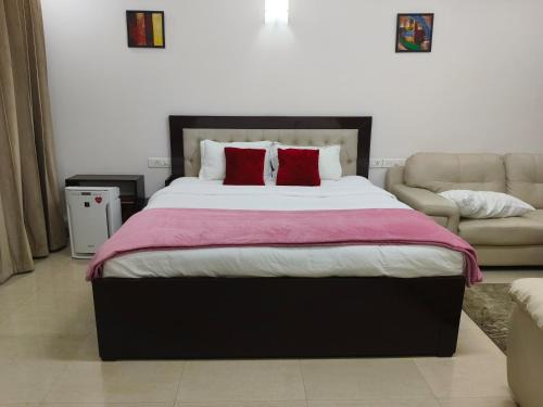Luxury Living Expert Fully Furnished Apartments