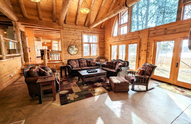 Luxury Log Home in Park Rapids | 3 Bed, 3.5 Bath