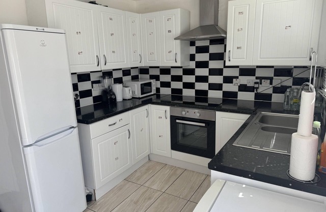 Luxury London Apartment With 3 Bedrooms