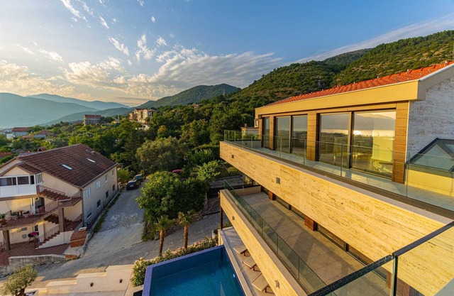 Luxury Modern Villa Euphoria with Pool