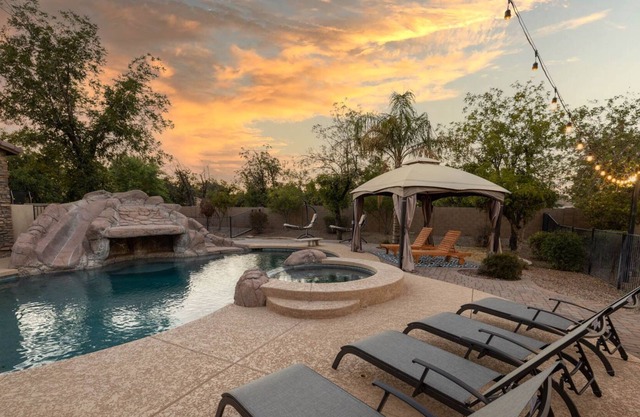 Luxury Monthly Escape: Heated Pool, Spa & Golf