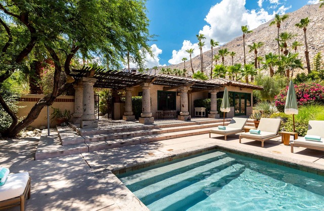 Luxury Oasis in Palm Springs Retreat