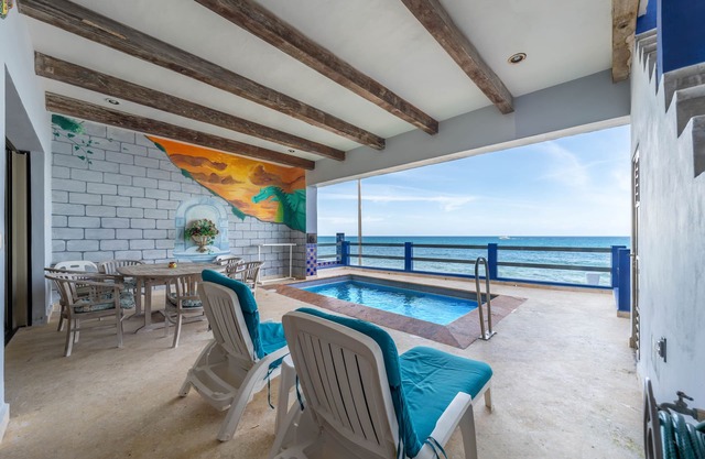 Luxury Oceanfront Retreat with Pool in El Centro - Walk to North Beach