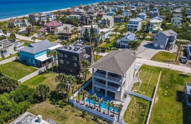 Luxury Oceanview Home with Pool