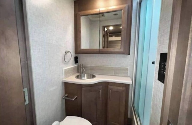 Luxury on wheels for all! Welcome to the ultimate 5-star RV experience.