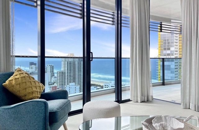Luxury Oracle Tower 2 Ocean Views 2BR Lvl28