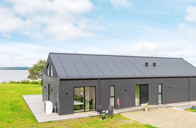 Luxury Panoramic Retreat-By Traum