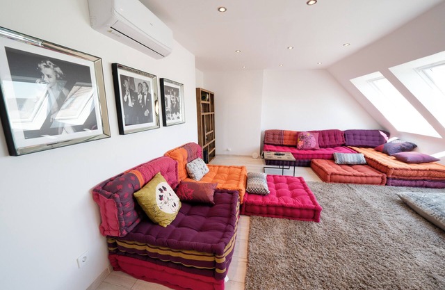 Luxury penthouse fully air-conditioned on 190 sqm and over 2 floors in Bredeney
