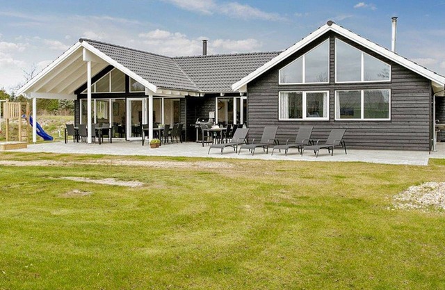 Luxury Pool Retreat in Blavand - By Traum Ferienwohnungen