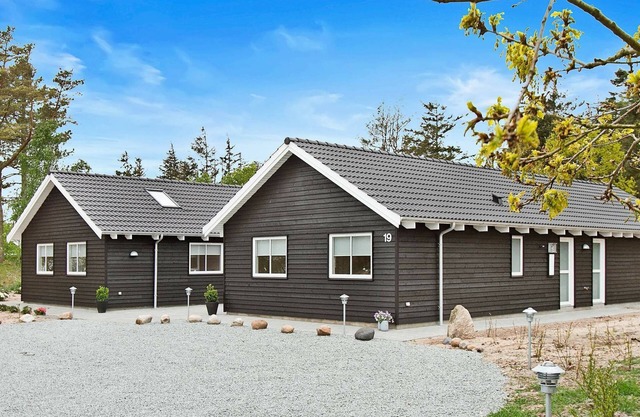 Luxury Pool Retreat in Henne - By Traum Ferienwohnungen