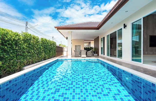 Luxury Pool Villa A18/3BR/8 Persons/BBQ