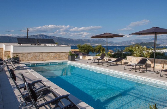 Luxury Poolside Villa