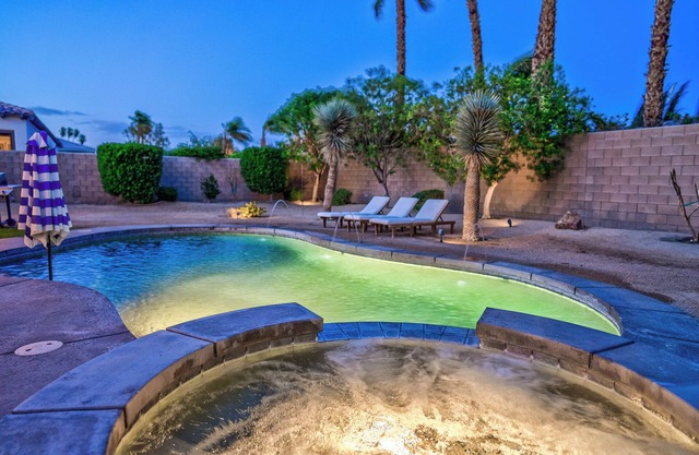 Luxury Resort Style Living w/Pool & Jacuzzi