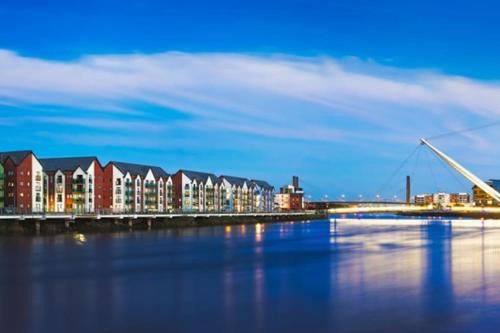 Luxury Riverfront Apartment