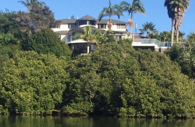 Luxury Riverside Apartment