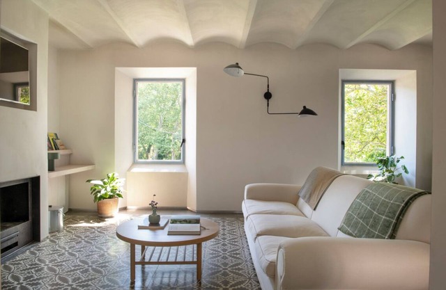 Luxury Rural Farmhouse in Cantallops, Girona
