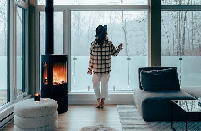 Luxury Scandinavian Retreat in Mont Tremblant with Spa