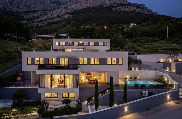 Luxury, seafront Villa Petra with heated pool only 50m from the beach