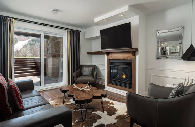 Luxury ski-in ski-out condo in St-Sauveur 2 rooms